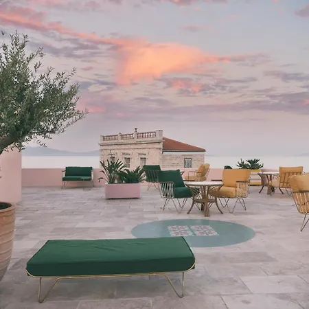 Ξενοδοχείο Aristide - Small Luxury Of The World 5*