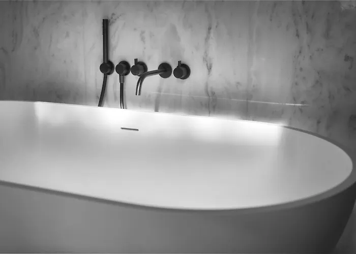 Aristide - Small Luxury Of The World