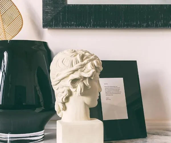 Aristide - Small Luxury Of The World 5*