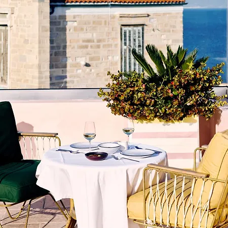 Aristide - Small Luxury Of The World 5*